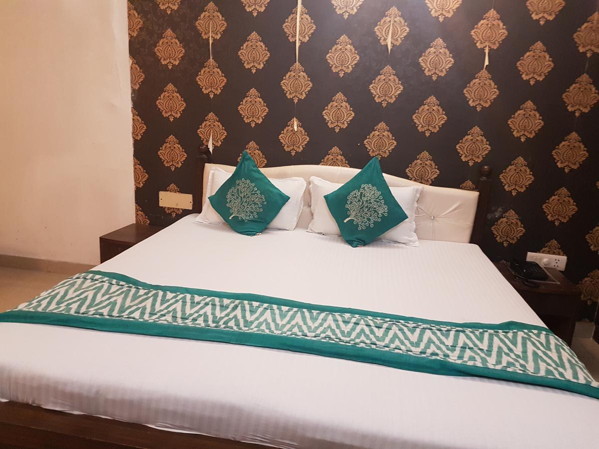 Hotel Haryana Chandīgarh Zewnętrze zdjęcie