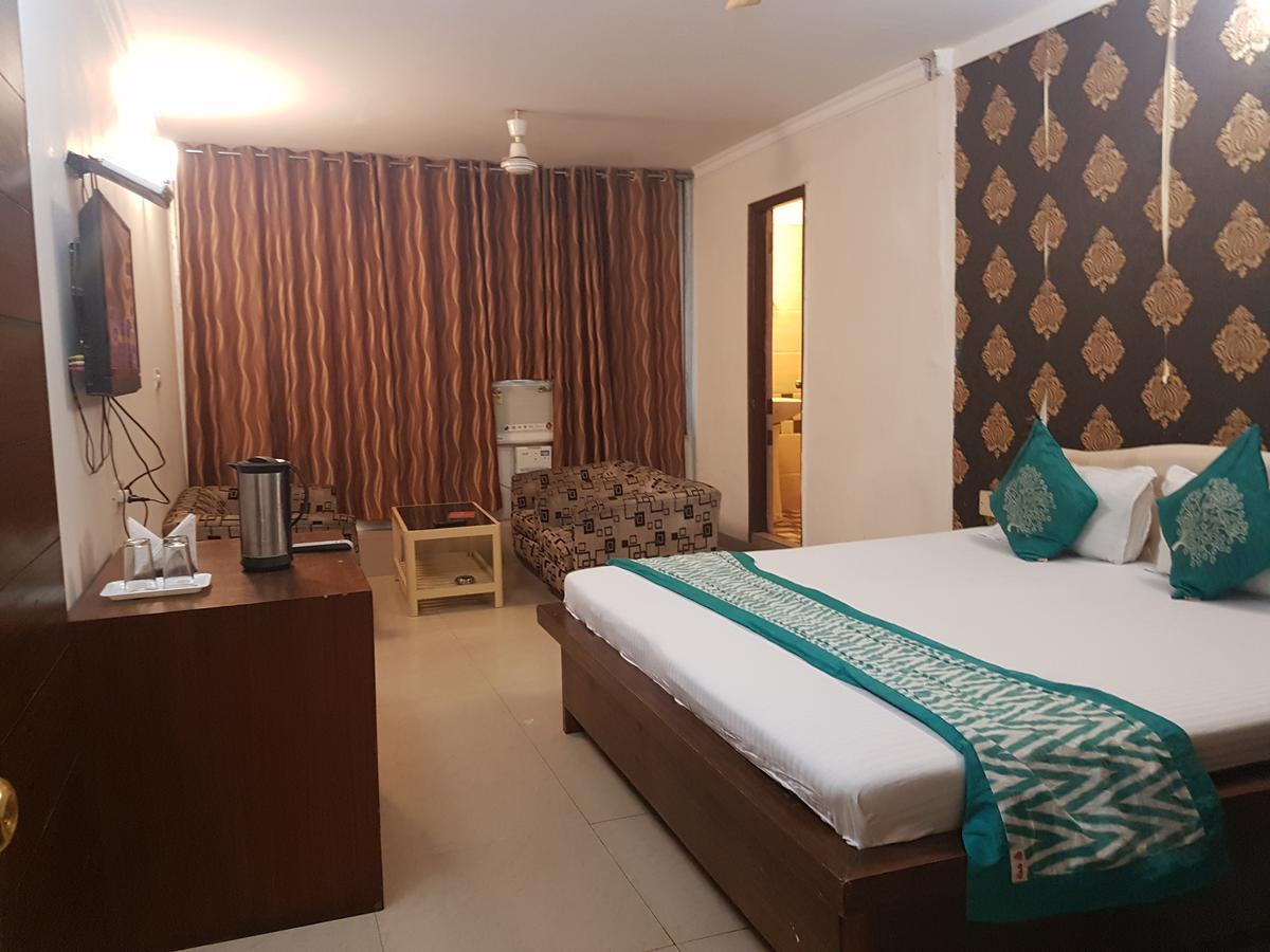 Hotel Haryana Chandīgarh Zewnętrze zdjęcie